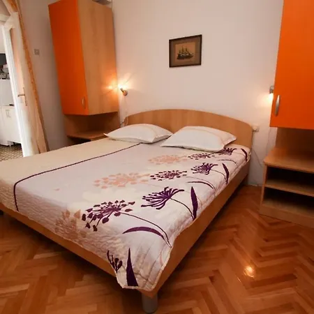 Apartmani Drago Apartment *