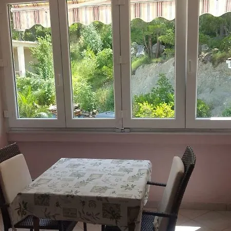 Apartment Apartmani Drago