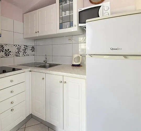 Apartmani Drago * Tučepi